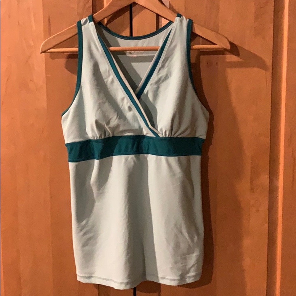 Athletic top